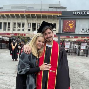 Lisa Kudrow Instagram - Happy proud HAPPY.  And a little crying.  By me not him.. @juls_magewls
