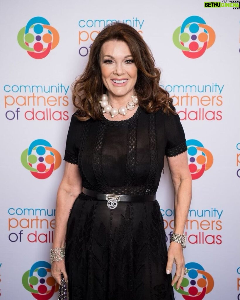 Lisa Vanderpump Instagram - What an incredible organization @communitypartnersdallas I toured the facility and spoke at the event. What wonderful work these kind people do to help abused and neglected children.An incredible fundraiser honored to be part of it.