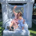 Lisa Vanderpump Instagram – Happy Easter! Wonderful day with family from England. Lots of babies 😍🐰 So thankful! #teddypaws