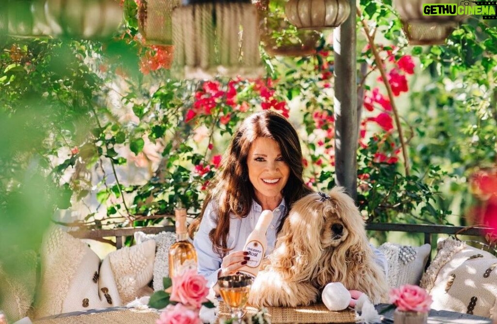 Lisa Vanderpump Instagram - WE’RE BACK with a HUGE SALE!!! After a few weeks designing our new stock, we are making room for new inventory with a SUPER SALE! 50% off SITEWIDE starts today!!! Click the link in our bio to shop half off EVERYTHING! 📸: @betsnewman