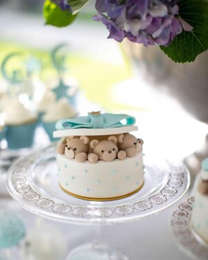 Lisa Vanderpump Instagram - A magical day celebrating Pandora & Jason’s baby at the Baby Shower I hosted at Villa Rosa 💙 Such a gorgeous lunch with so many smiling faces! Pandy has put some of the details and photos of pale blue perfection on VeryVanderpump.com if you’d like to see! (link in my bio)