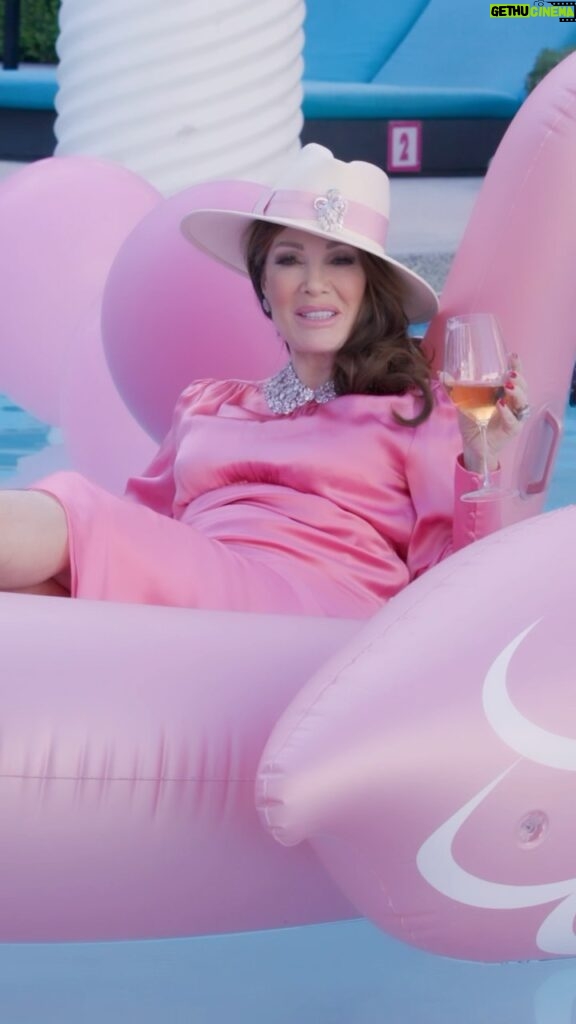 Lisa Vanderpump Instagram - @PinkysByVanderpump opens Summer 2024 @flamingovegas ! We are so excited for our third location in Las Vegas with @caesarsentertainment - this time in the heart of the iconic Strip! With this and @wolfbyvanderpump we are going to have a busy year! Stay tuned for updates 💕