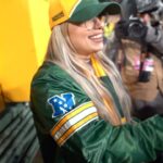 Liv Morgan Instagram – Such a pleasure meeting you Tony Shalhoub 🙏✨

#GoPackGo 😉🧀