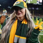 Liv Morgan Instagram - Y’all 🥹 I absolutely loved my time in Green Bay. I can’t thank the @packers enough for their hospitality and for making me feel so welcomed. I had an amazing experience, but met even more amazing people. & what a freakin WIN 🤩 #GoPackGo 4 life 🧀✨ Don’t forget to checkout Friday night Smackdown here December 15th at the @reschcomplex 😉 Lambeau Field