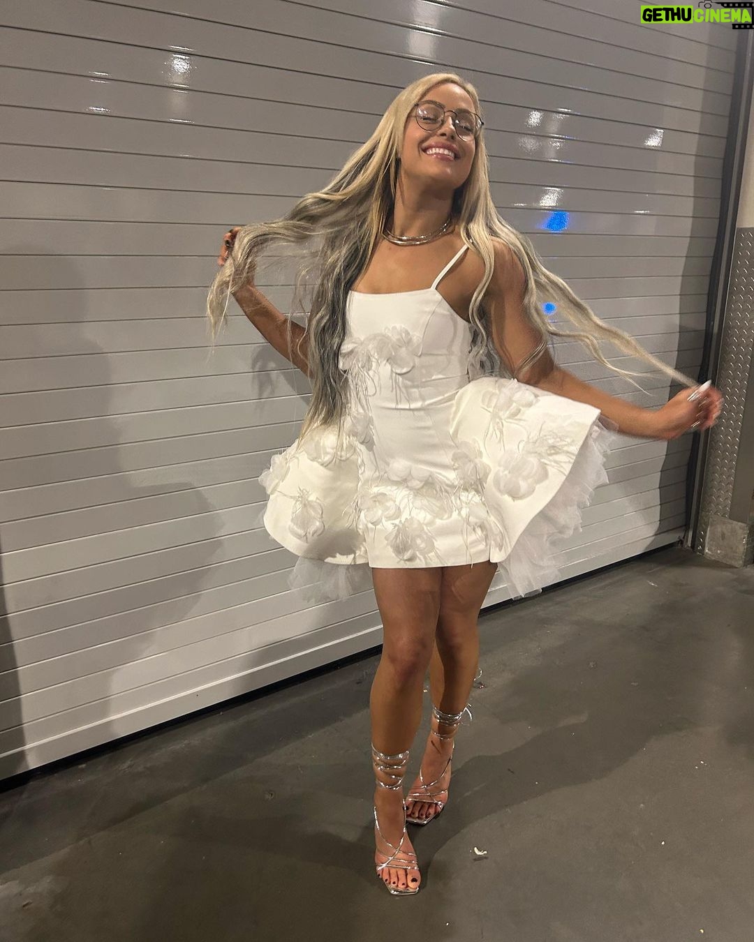 Liv Morgan Instagram - WrestleMania ✨🖤⭐️ SoFi Stadium