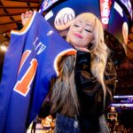 Liv Morgan Instagram - Thank u thank u thank u 🙏🖤 @nyknicks @thegarden Also, love me some @knickscitydancers 😍