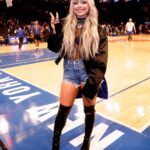 Liv Morgan Instagram - Thank u thank u thank u 🙏🖤 @nyknicks @thegarden Also, love me some @knickscitydancers 😍