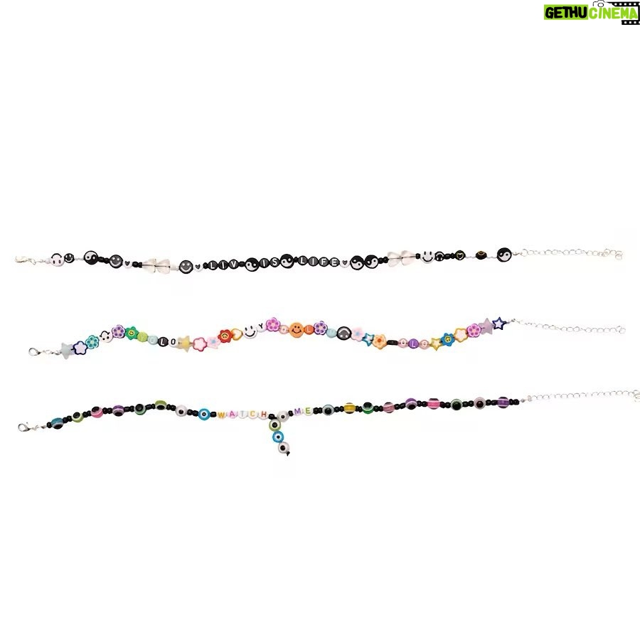 Liv Morgan Instagram - Y’all 🥹 We have been working on these necklaces for almost a YEAR so that they could be absolutely perfect for YOU 🫶✨ These adjustable beaded necklaces are almost exact replicas of the ones I hand make myself and wear to the ring 😊 You can order now on the official WWE shop online, hope u enjoy 🙏🤩