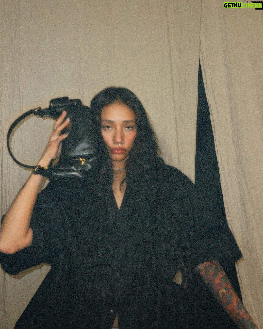 Lizeth Selene Instagram - ☆゚.*punK in @miumiu !!༺✰