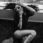 Lizeth Selene Instagram - El éxito requiere de valentía y decisión. Destacar en un espacio tan feroz como lo es la industria del entretenimiento no es una misión fácil, aferrarse a las pasiones y a los principios es primordial en esta interminable batalla por demostrarle al mundo que eres capaz. @LizethSelene nos comparte la historia de sus inicios en el modelaje, la música y la actuación, el impacto de estar en el ojo público y la importancia de romper paradigmas. Usando gafas @Carrera, Selene protagoniza la segunda portada de nuestra Ed. 58 #Nosotras192. Lee la entrevista completa en nuestro link en bio. Fotografía @fabiolazamora texto @danaesal maquillaje @hiroyonemoto pelo @kazutoshimomura gafas #Carrera #DriveYourStory toda la ropa @gucci primavera-verano 2024