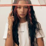 Lizeth Selene Instagram - La autenticidad y encanto de Selene son algunos de los atributos que pudimos conocer en esta nueva edición de Marie Claire donde protagoniza nuestra portada junto a @calvinklein. Selene se ha convertido en una voz joven capaz de mover a otros. Nos mostró su lado más real, intereses espirituales y filosofía de vida: “Todo lo que hagas en esta vida tendrá que ver con la eternidad”, comentó @lizethselene 🦋❤️‍🔥 También nos habló sobre su próxima serie “Yellow” y su personaje Nico✨ Créditos: Director editorial: @gerardangulo Fotografía: @Carlos_ruizc Realización: @sergio.valenzuelach Maquillaje: Gustavo Bortoloti Peinado: @Carlosarriolahair Asistente de Fotografía: @eugenio_vargaci Asistente de Moda: @michortizand y @lilly.azul Asistente de Producción: @marthalvarezbernal