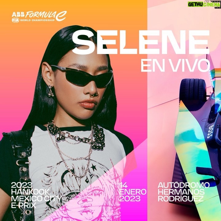 Lizeth Selene Instagram - La nena de Acapulco en la novena edición de @fiaformulae 🏎⚡️ GENTEEEEE nos vemos el 14 de enero en el Allianz Fan-Village del @mexicocity.eprix para bailar y vivir un día lleno de emociones en la carrera eléctrica más importante del mundo 🌎 #ABBFormulaE #MexicoCityEPrix #Ad