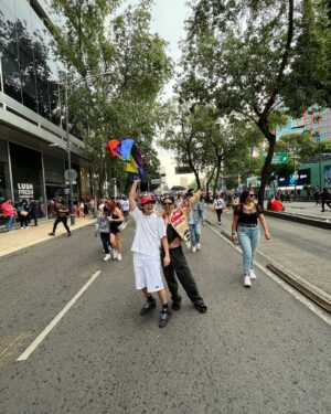 Lizeth Selene Instagram - por ser siempre libres y felices de alma y cuerpo,
feliz pride!!!🤍
