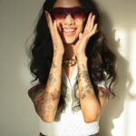 Lizeth Selene Instagram - El éxito requiere de valentía y decisión. Destacar en un espacio tan feroz como lo es la industria del entretenimiento no es una misión fácil, aferrarse a las pasiones y a los principios es primordial en esta interminable batalla por demostrarle al mundo que eres capaz. @LizethSelene nos comparte la historia de sus inicios en el modelaje, la música y la actuación, el impacto de estar en el ojo público y la importancia de romper paradigmas. Usando gafas @Carrera, Selene protagoniza la segunda portada de nuestra Ed. 58 #Nosotras192. Lee la entrevista completa en nuestro link en bio. Fotografía @fabiolazamora texto @danaesal maquillaje @hiroyonemoto pelo @kazutoshimomura gafas #Carrera #DriveYourStory toda la ropa @gucci primavera-verano 2024