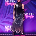 Lizeth Selene Instagram – ✦; ೃ✧ · ˚ · 　 ˚ ✧
besitos

#sheinhouse2023 #sheinpower @shein_mex