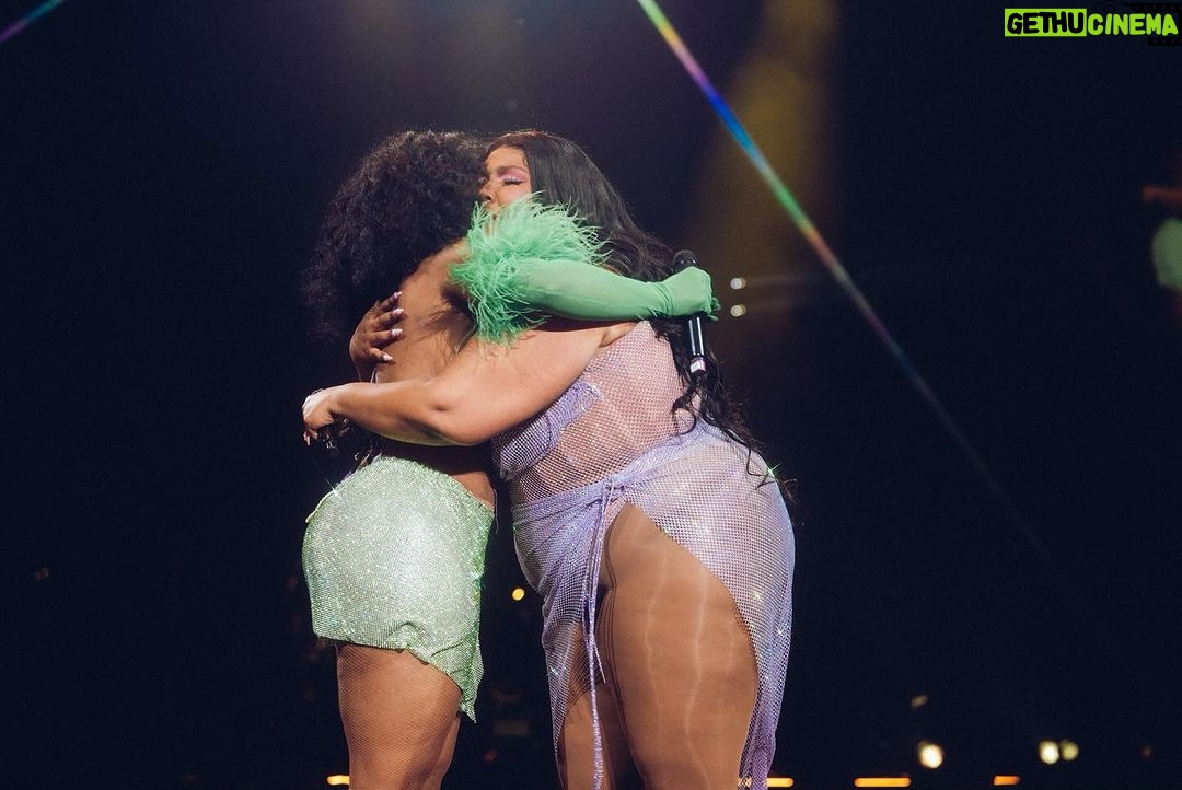 Lizzo Instagram - NAH IMA TALK MY SHIT… OUT OF 100s OF CONCERT SPECIALS THE EMMYS CHOSE MINE FOR OUTSTANDING VARIETY SPECIAL— ITS AN HONOR TO BE NOMINATED TONIGHT WITH LEGENDS! And to my SPECIAL TOUR FAMILY! THANK YOU— WE HAD A LIFE-CHANGING EXPERIENCE THAT *NO ONE* CAN TAKE AWAY FROM US— THANK YOU @missymisdemeanorelliott @iamcardib @sza FOR MAKING IT EVEN EXTRA SPECIAL— IM DOIN SHOTS TONIGHT CUS WE ARE ALREADY WINNERS AND MORE THAN CONQUERERS🙌🏾 IM TAGGING EVERYBODY IN THE PICS — I LOVE YOU, YOU ARE BEAUTIFUL, AND YOU CAN DO ANYTHING 💖💖💖💖 🙏🏾🙏🏾🙏🏾🙏🏾 @televisionacad @tanishascott @q_thervandross @eriishizu @iwantalexx @theshelbyswain @streamonmax @doneanddustedtv @wrenchsam @kevinbeisler @alannnnnna 🙏🏾🙏🏾🙏🏾🙏🏾