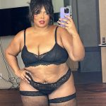 Lizzo Instagram - Y’all better not sleep on this lace lingerie from @yitty 😏