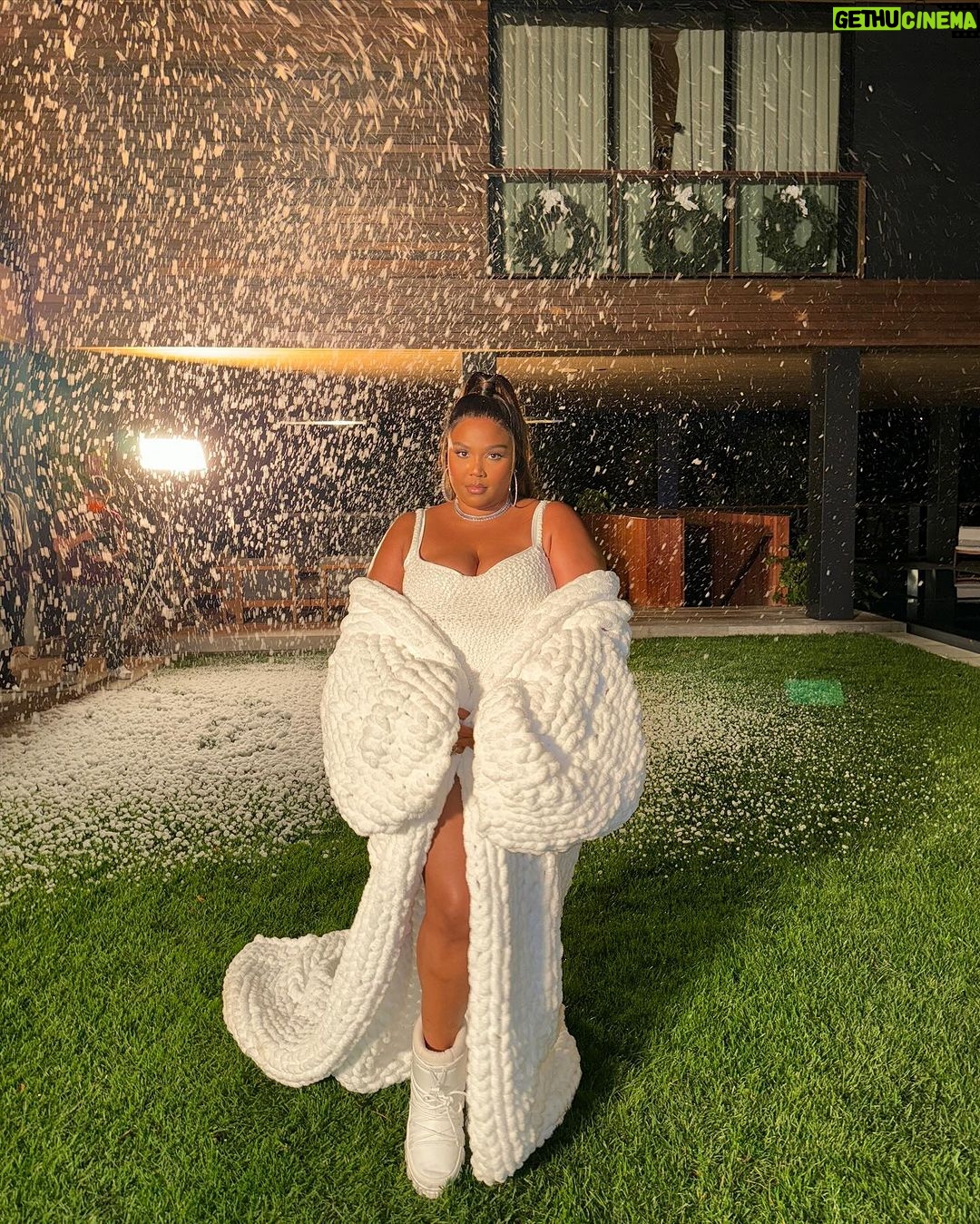 Lizzo Instagram - Posting this at 11pm on a Tuesday because my tits look good and it kinda liberating realizing none of this even matters 😇