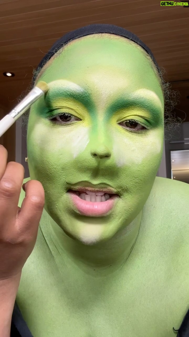 Lizzo Instagram - I’m only posting this cus I think it’s funny lmao