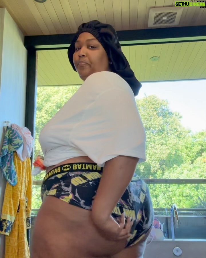 Lizzo Instagram - Hope everyone has a better day than yesterday