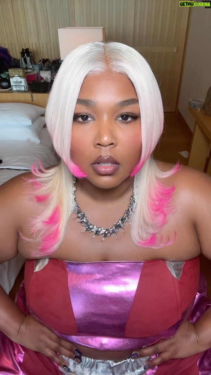 Lizzo Instagram - The bob is bobbing @theshelbyswain 💅🏾