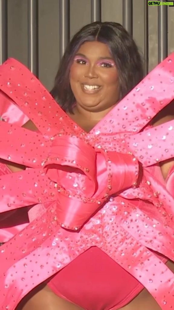 Lizzo Instagram - This is an absolute DREAM COME TRUE! I used to say dream about being a sailor scout and using love to win… this is a ode to every young person who dreams hard and loves harder 💖💖💖 Styled: @reginaldreisman @matthewreisman Designed: @rubenisazadesigner this outfit is inspired by sailor moon! And this awesome cosplayer @2dmimi