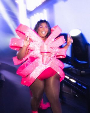 Lizzo Instagram - 🎶true love ain’t somethin that u buy yourself.. true love finally happens when u by yourself🎶