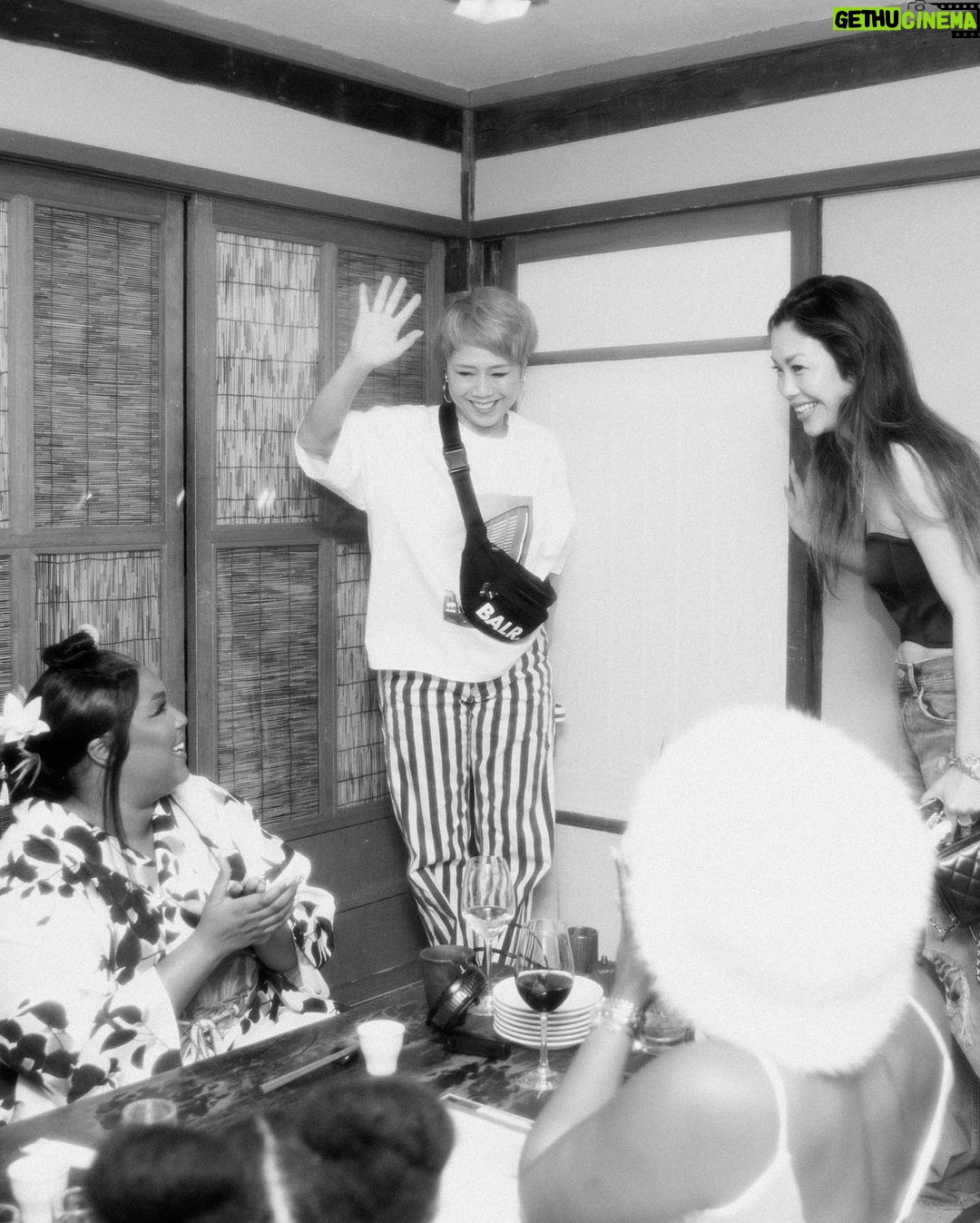 Lizzo Instagram - When @eriishizu told me her mother wanted to custom make a Yukata for me and Myke—I was so honored I couldn’t refuse. As a guest in Japanese culture I am in awe of the intricacies and detail that go into this garment. @fujito55 あなたはすごいです! 💖Arigato gozaimasu 💖