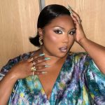 Lizzo Instagram - 🗣️Pussy so fat prolly gotta double chin 😘