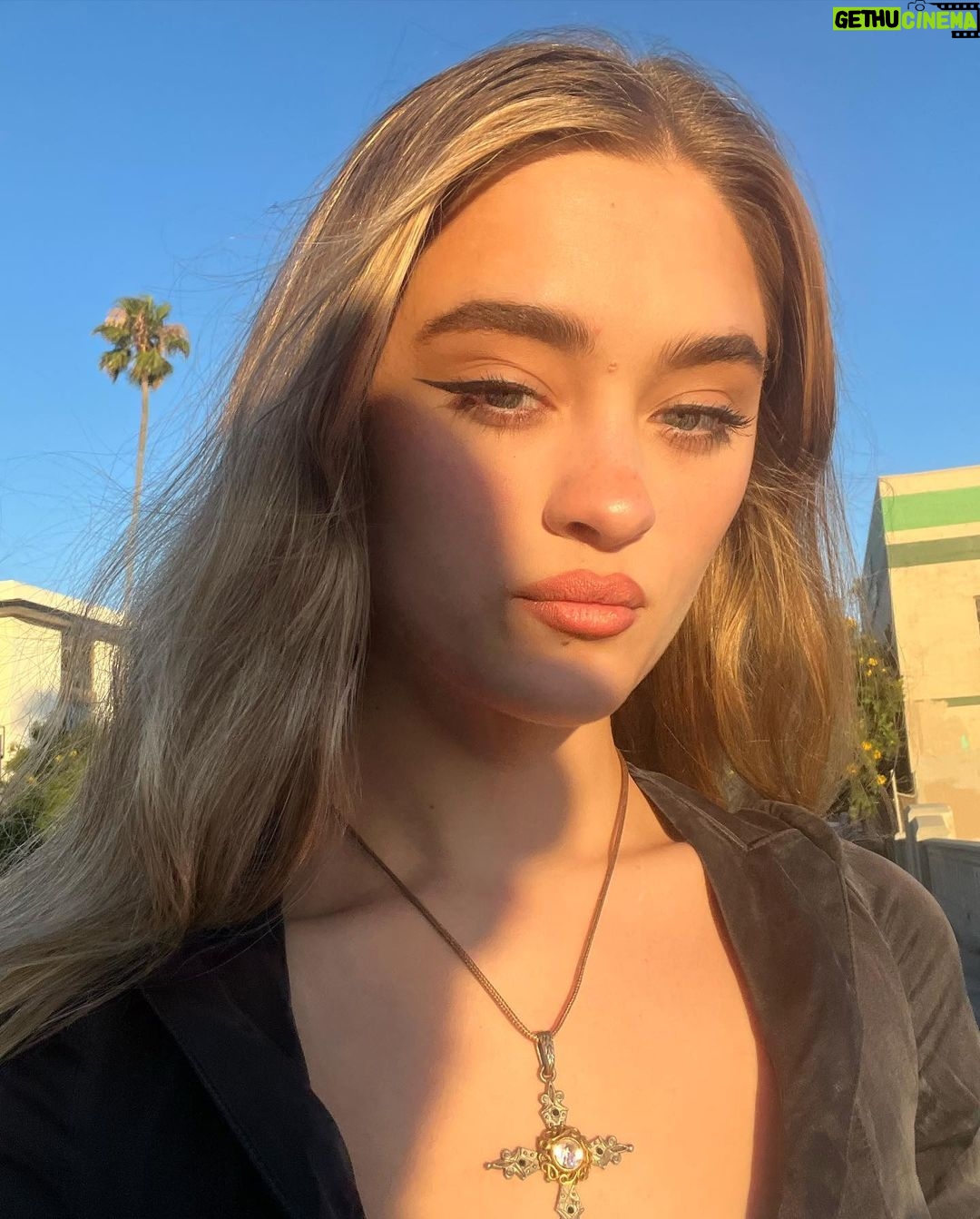 Lizzy Greene Instagram - rhyme or reason….?