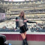 Lizzy Greene Instagram - rhyme or reason….?