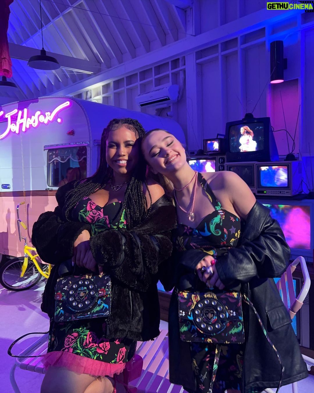 Lizzy Greene Instagram - happy 80th to theee @betseyjohnson !! ❀❀💗🕷🕯🥀💜 thanks for such a fun girls night