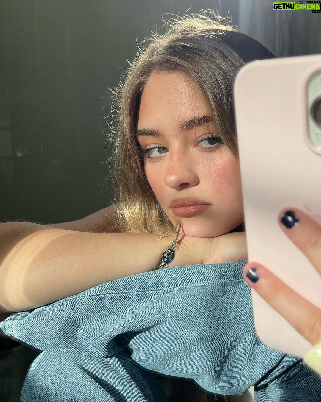 Lizzy Greene Instagram - ππ»πΆππΎππ ππΎππππ€πΌπββ¬