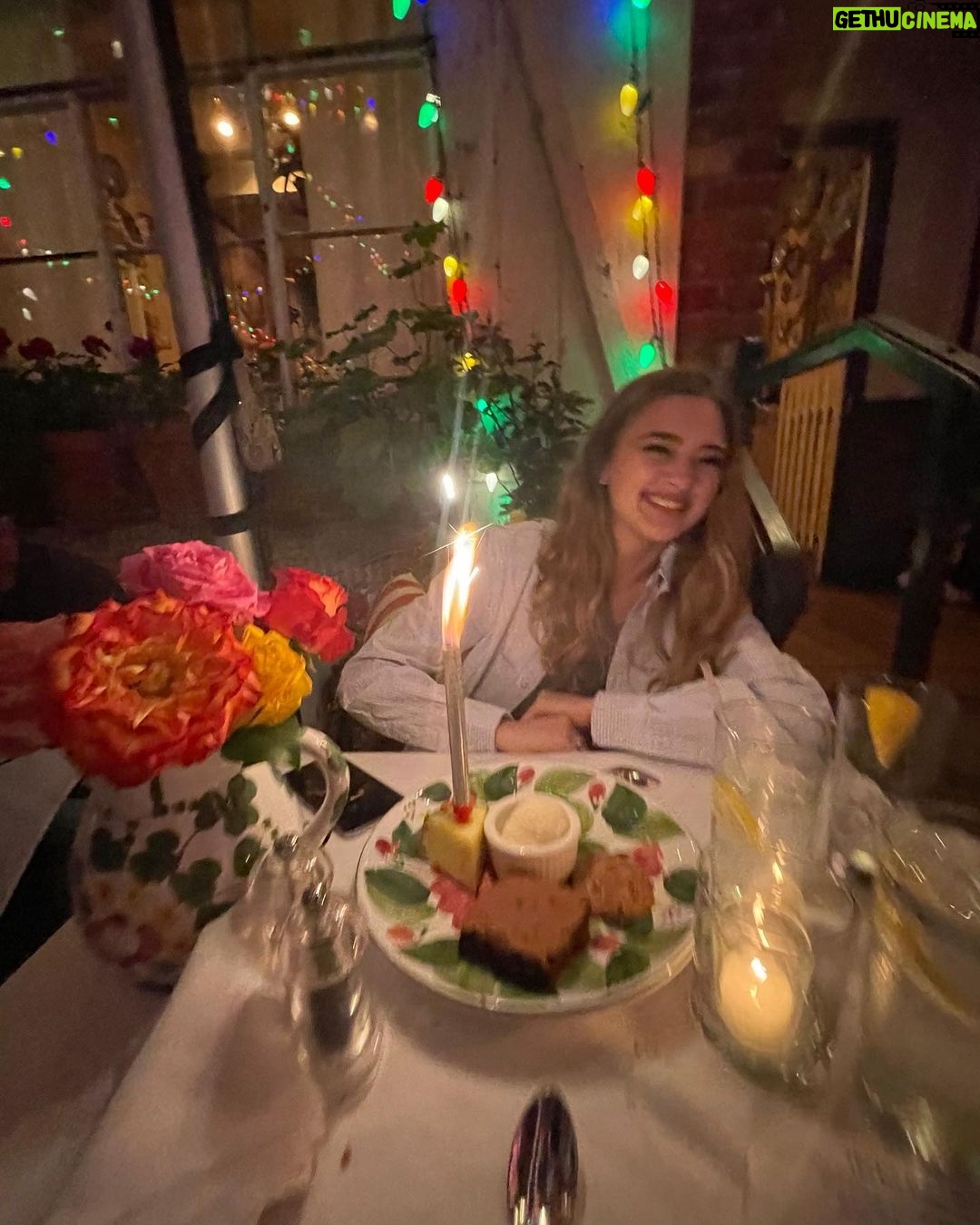 Lizzy Greene Instagram - ๐๐๐deuxiรจme maison๐๐๐ Los Angeles, California