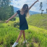 Lizzy Greene Instagram - 🐛