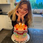 Lizzy Greene Instagram – thank you guys so so much for the lovely birthday wishes!! and a big thank you to some lovely friends for making it so special. we danced for 2 hours. many many many thanks❤️❤️ ✨ #18tripsaroundthesun! 🎂🧘🏼‍♀️