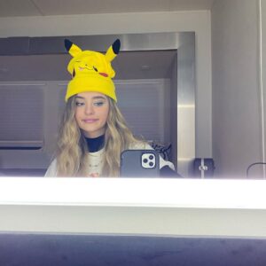 Lizzy Greene Instagram - some things never change😁