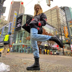 Lizzy Greene Instagram - coffee run