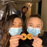 Lizzy Greene Instagram - wishing you a happy early thanksgiving !!🥰 @florianalima @jamesroday 🍩