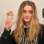 Lizzy Greene Instagram - 🍪posted a new yt videoo ~ link in bio🍪