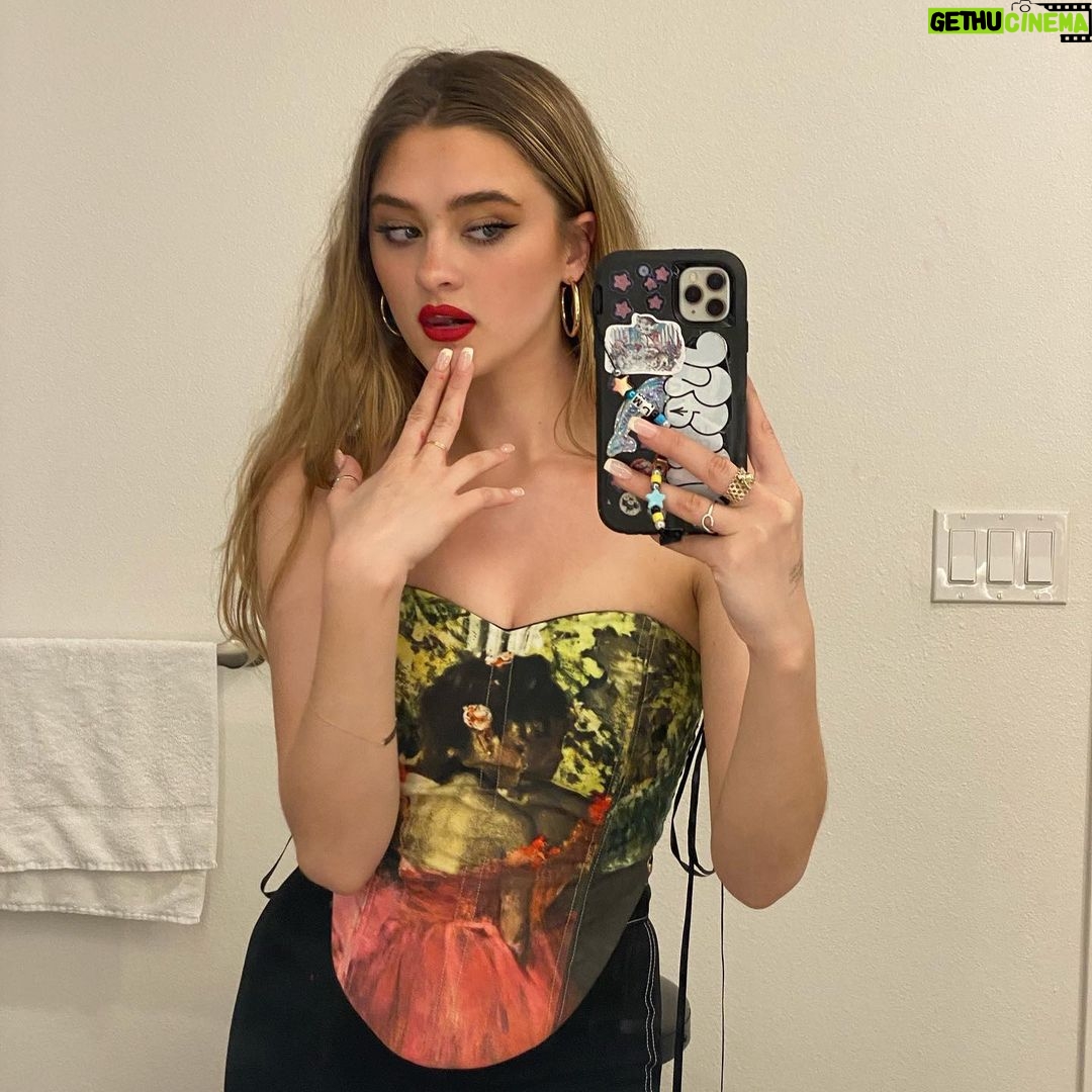Lizzy Greene Instagram - ninetween❣️☺️☺️❤️❤️❣️❣️