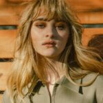 Lizzy Greene Instagram - bangs for the cover of @lemile's 10th anniversary issue 🗞🌷🌷💗