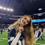 Lizzy Greene Instagram - thank you @dallascowboys + @advocare for making me and my familys ENTIRE year. ive never been to a game and this was truly the most incredible experience. 11-5, still coming out strong💪 #ad #dezcaughtit