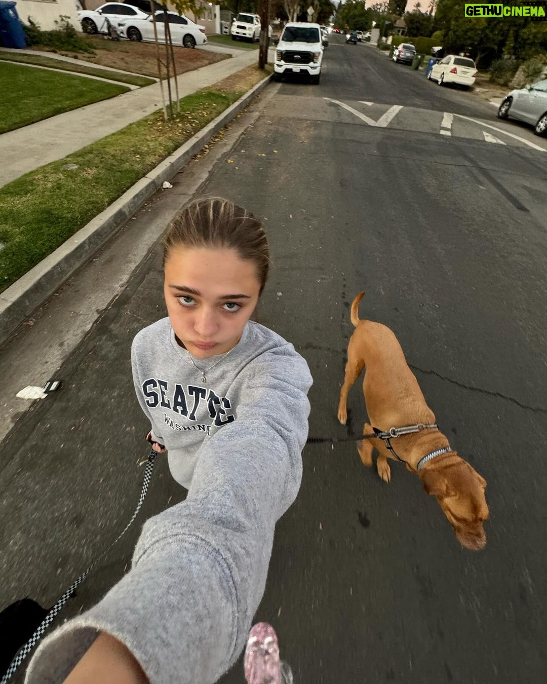 Lizzy Greene Instagram - 1-800 grl wrldššš©µš¦