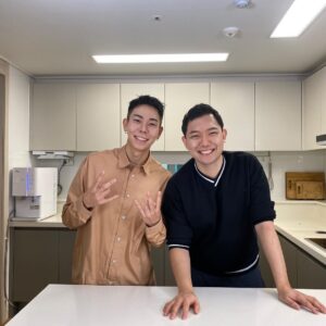 Loco Instagram - 생각보다 많이 변화된 사회에 살살 적응 하는 중~~ 잘 해도 못 해도 나는 나 너는 너~ 하면서 지내고 싶습니다💪🤍