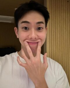 Loco Instagram - 콘서트 5일 남았다ㄷㄷ