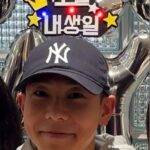 Loco Instagram - 내 생일은 크리스마스🎄🤍✨ 감사합니다🥺🩵