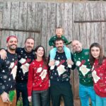 Lodovica Comello Instagram - L’International Jumper Day acquista un significato più speciale se puoi condividerlo con i tuoi amici indossando il Christmas Jumper di OVS per Save The Children ❤️ Quanti come noi oggi?? #ChristmasJumperDay #adv @ovspeople @savethechildrenitalia