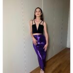 Lodovica Comello Instagram - Felt pretty pretty ✨💜 Grazie: @samanta_pardini - styling @terryterry82 - MUA Thanks: @alessandrovigilante (top) @sandroparis (gonna) ✨ Milan, Italy