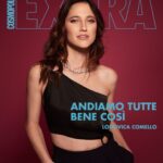 Lodovica Comello Instagram - Si continua a imparare in ogni momento della propria vita, anche a 33 anni da un figlio piccolo che cammina per casa e da un matrimonio che ogni giorno porta alla scoperta di sé. Le esperienze lavorative, poi, sono un viaggio alla ricerca della propria identità e @lodocomello lo sa bene: a partire dall'Asciugona, il podcast sulla maternità oggi alla sua quarta stagione, al doppiaggio di Trolls 3, la conduttrice e attrice ha lavorato per far sentire tutti più unici e meno sbagliati. È questo il messaggio del film firmato Dreamworks in cui la conduttrice e attrice presta la sua voce alla protagonista Poppy, che trasforma l'esuberanza nell'unico modo per farsi rispettare da tutti. Con Lodovica Comello abbiamo parlato delle differenze che contano e del perché in realtà andiamo tutte bene, su Cosmopolitan.it «La cosa che mi spaventa di più per le nuove generazioni sono i finti modelli imposti dai social che non rispecchiano la realtà ma che ti fanno credere in tutt'altro, come se i social fossero l'unica realtà visibile» ✨ @lodocomello è il volto di Cosmopolitan Extra, il nostro format dedicato a raccontare il backstage dal mondo dello spettacolo 🎤  Foto @cosimobuccolieri Stylist @samanta_pardini Outfit @StellaMccartney Hair and make up @terryterry82 Intervista @marti.moz Editor in Chief @laviniafarnese #cosmopolitanextra